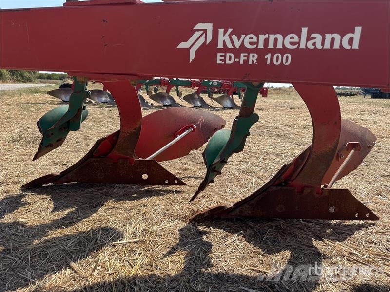 Kverneland ED-FR 100 Charrue Avant 3 Corps 3-Point 3 Bottom F Reversible ploughs