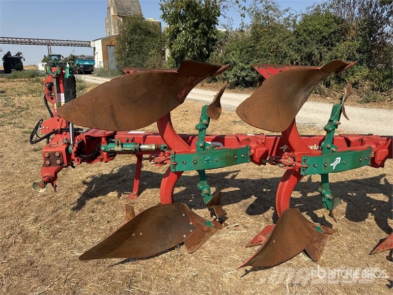 Kverneland ED-FR 100 Charrue Avant 3 Corps 3-Point 3 Bottom F Reversible ploughs