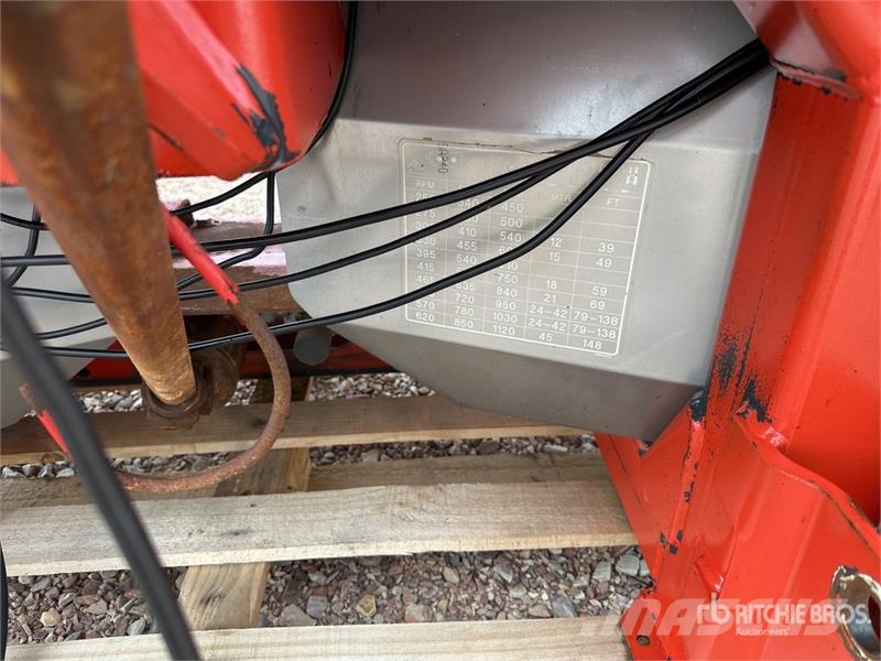 Kverneland Exacta TL-GEO Fertilizer Spreader معدات رش أسمدة