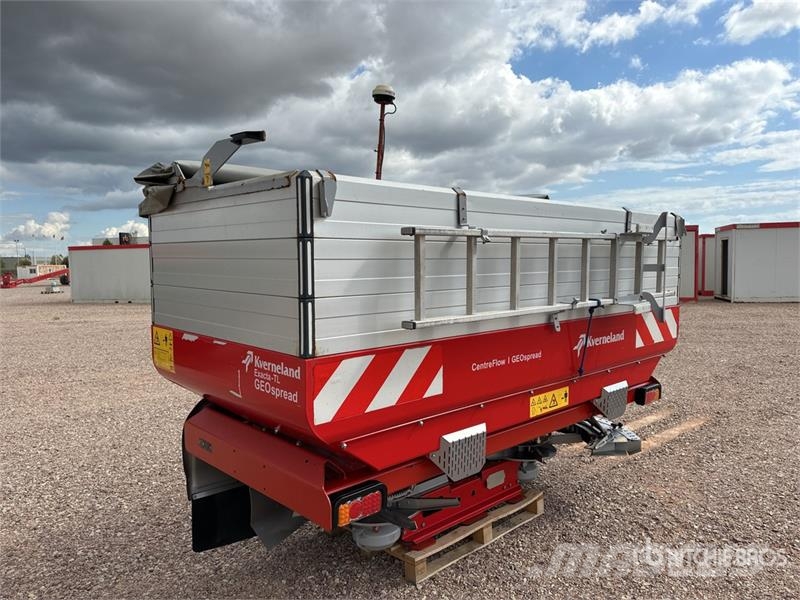 Kverneland Exacta TL-GEO Fertilizer Spreader معدات رش أسمدة