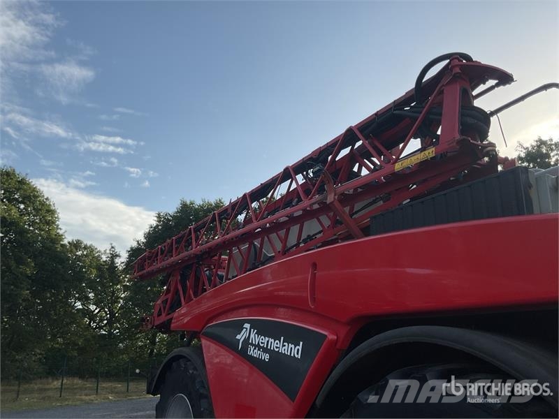Kverneland Ixdrive 33 m 4x4 High Clearance Self-Propelled Spr Pulverizadores autopropulsados
