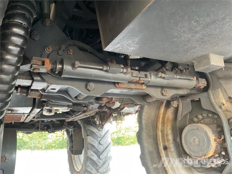 Kverneland Ixdrive 33 m 4x4 High Clearance Self-Propelled Spr Pulverizadores autopropulsados