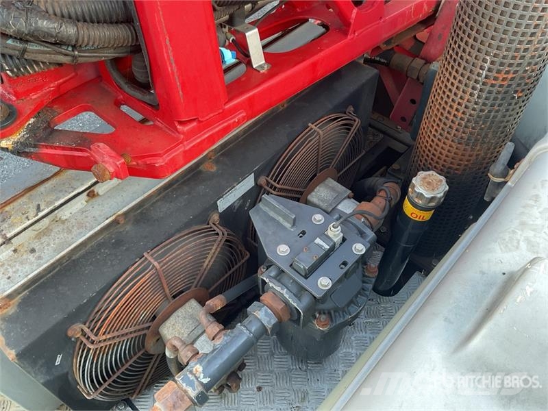 Kverneland Ixdrive 33 m 4x4 High Clearance Self-Propelled Spr Pulverizadores autopropulsados