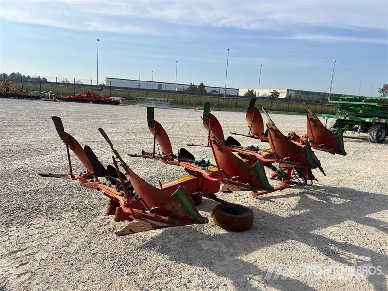 Kverneland LS 110-160-12 Chisel Plow Плуги