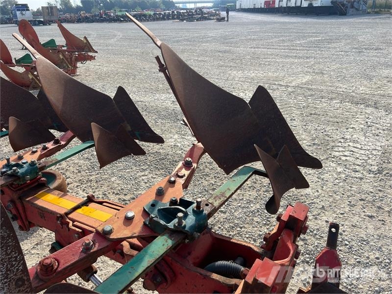Kverneland LS 110-160-12 Chisel Plow Плуги