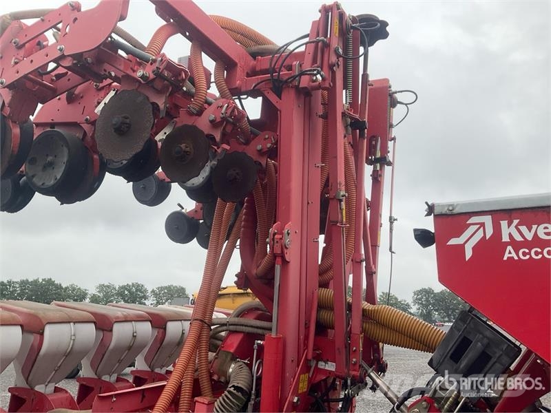 Kverneland Optima Hd e-drive 6 m Combination Seed Drill Mechanické sejačky