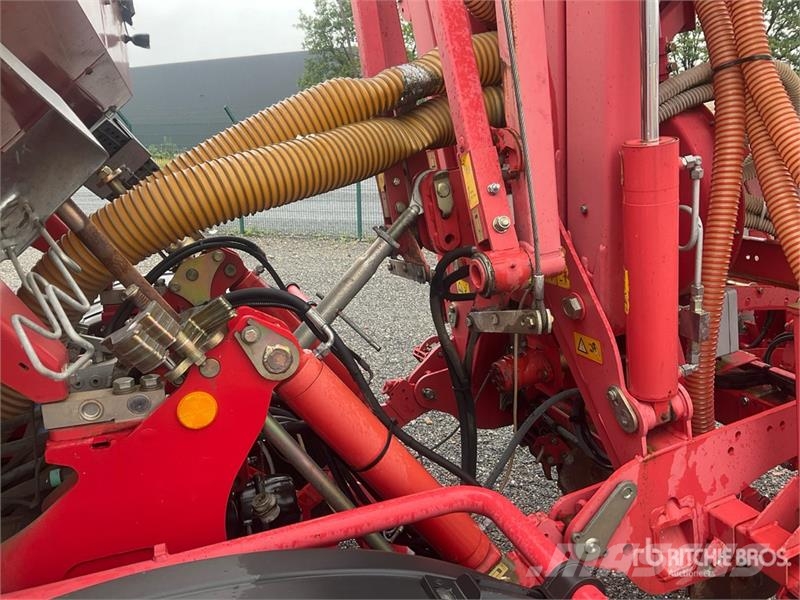 Kverneland Optima Hd e-drive 6 m Combination Seed Drill Mechanické sejačky