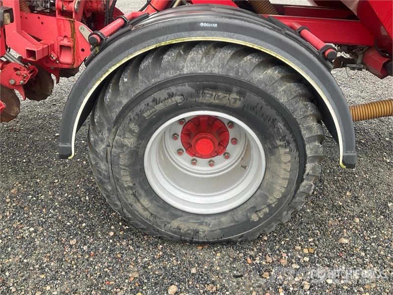 Kverneland Optima Hd e-drive 6 m Combination Seed Drill Mechanické sejačky