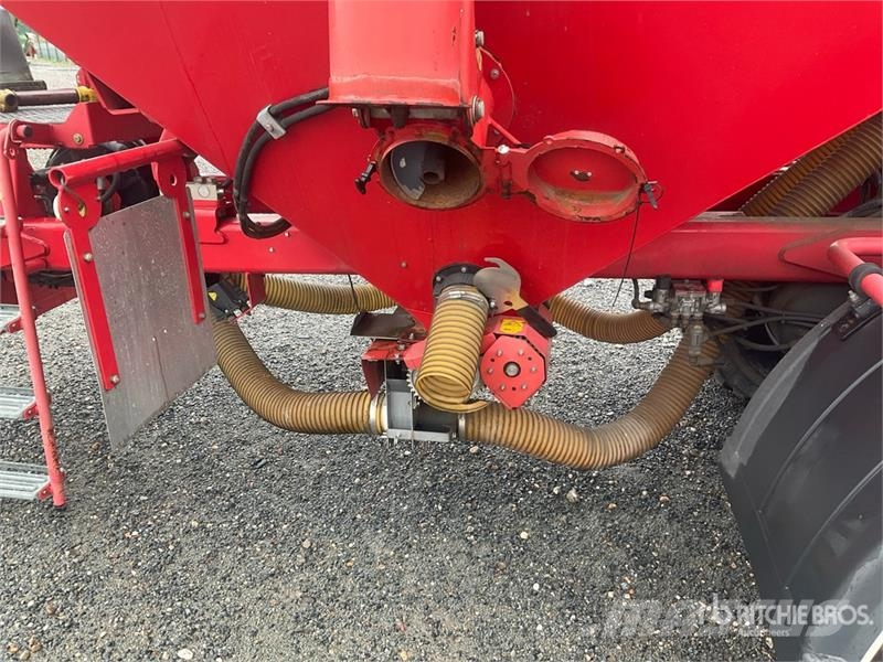 Kverneland Optima Hd e-drive 6 m Combination Seed Drill Mechanické sejačky