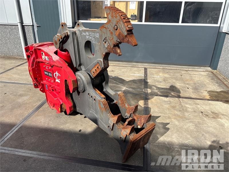 Labounty MRX 260 Rotating Demolition Multi Processor 建筑机械-其他