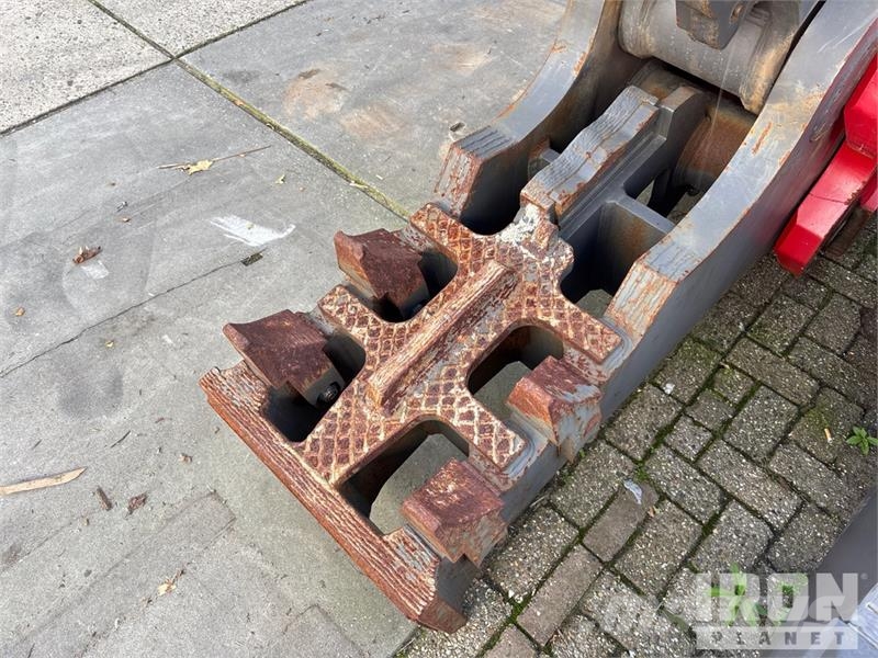 Labounty MRX 260 Rotating Demolition Pulverizer Drviče
