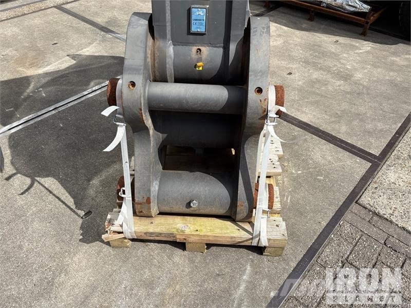 Labounty MRX 360 Rotating Demolition Multi Processor (Unuse Ostalo za građevinarstvo