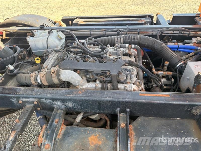 Ladog T1550T S/A Dump Truck Tippbil
