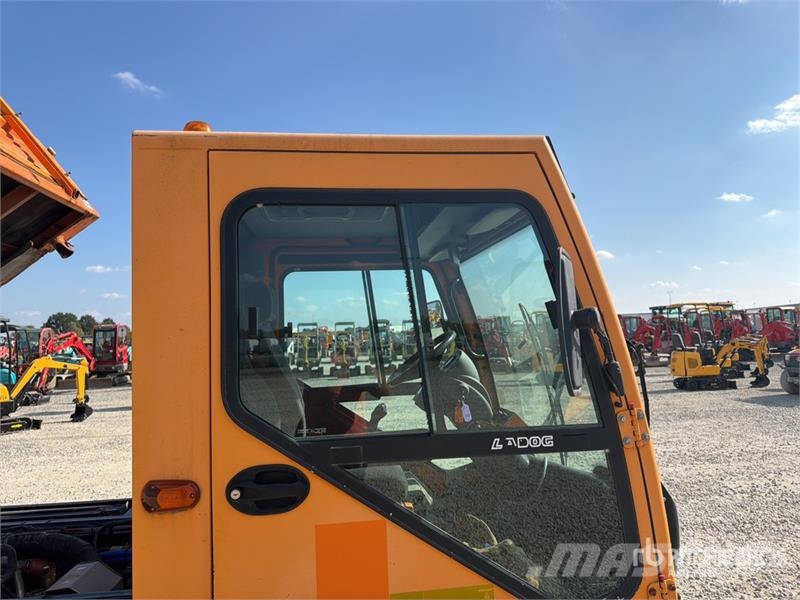 Ladog T1550T S/A Dump Truck Tippbil