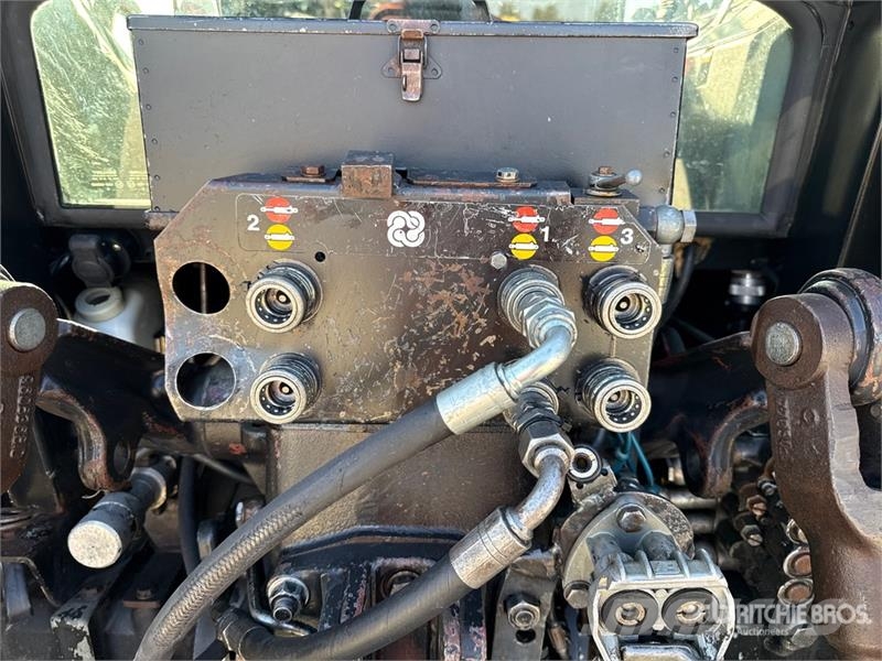 Lamborghini 1050 4WD Tractor Trattori