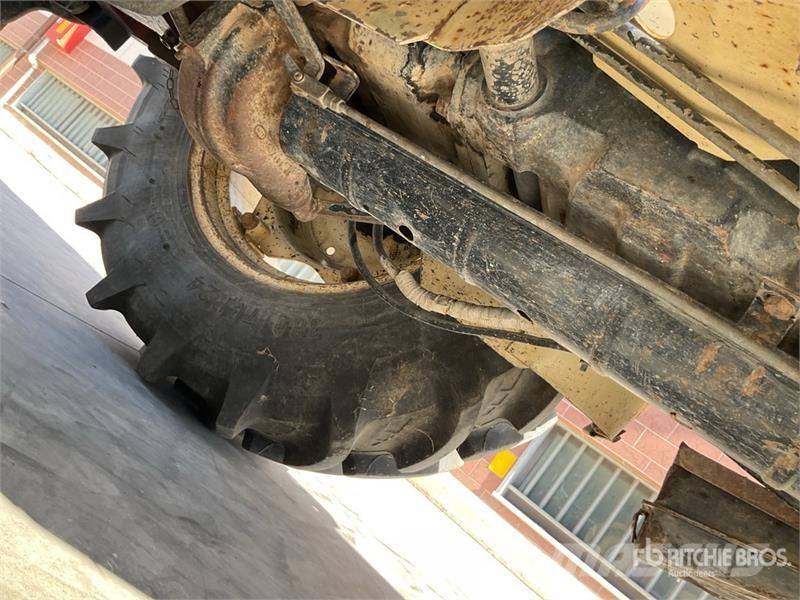 Lamborghini 775F 4WD Tractor Traktori