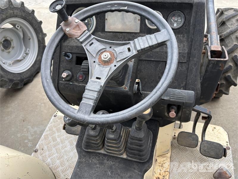 Lamborghini 775F 4WD Tractor Трактори