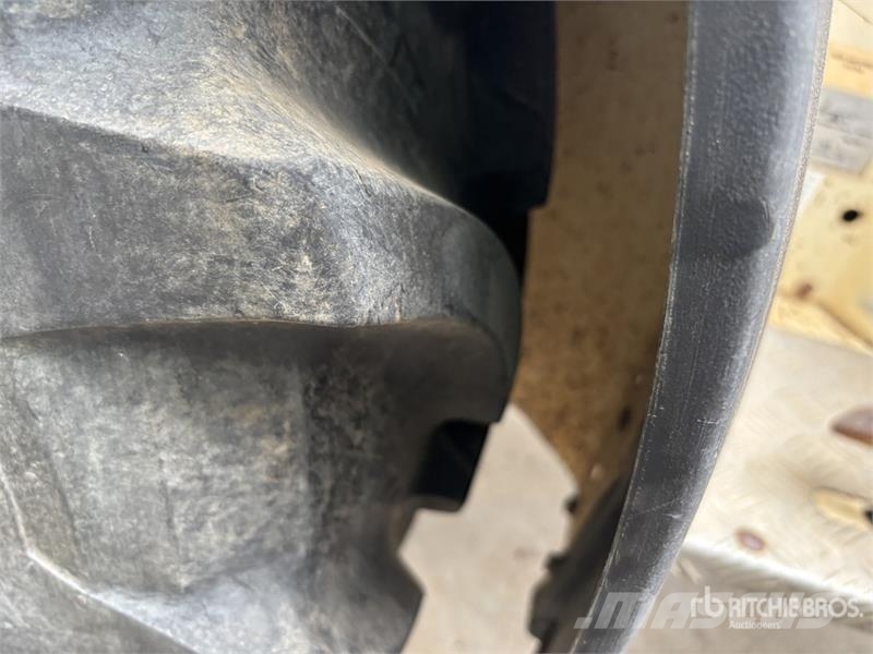 Lamborghini 775F 4WD Tractor Трактори