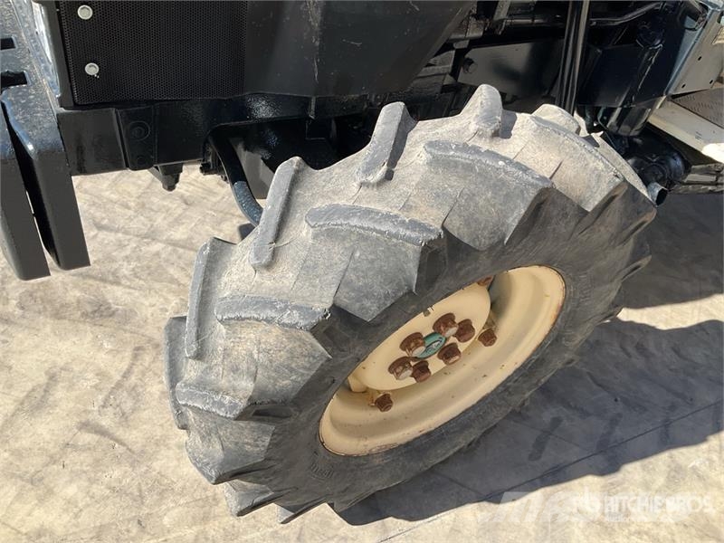 Lamborghini 775F 4WD Tractor Traktori