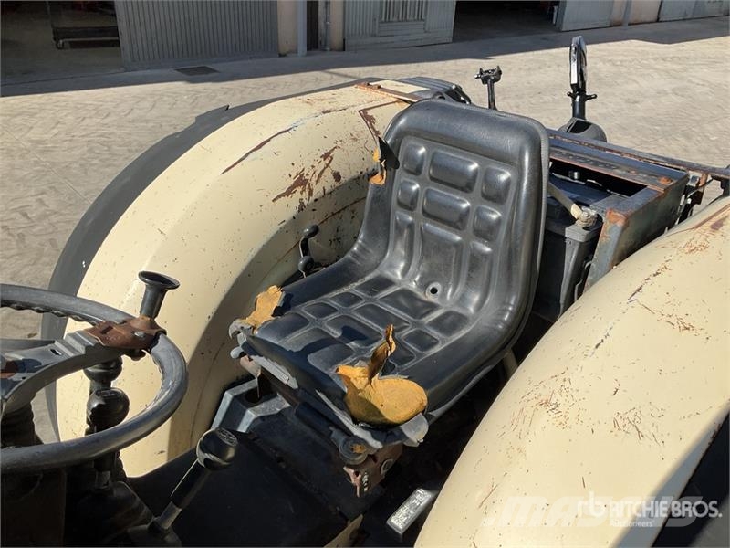 Lamborghini 775F 4WD Tractor Traktori
