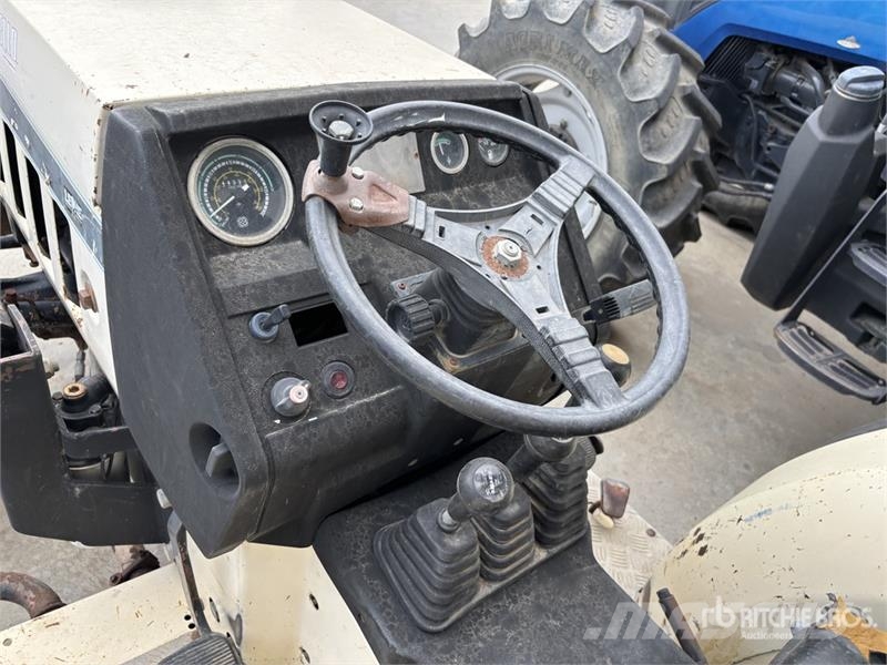 Lamborghini 775F 4WD Tractor Трактори