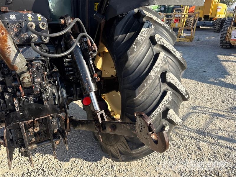 Lamborghini R4.110 4WD Tractor (Inoperable) Traktorji