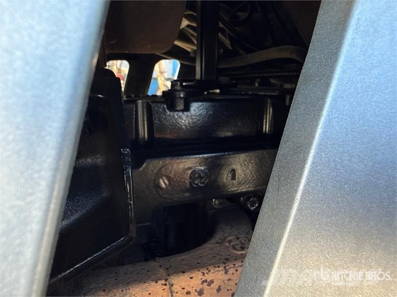 Lamborghini R4.110 4WD Tractor (Inoperable) Traktorji