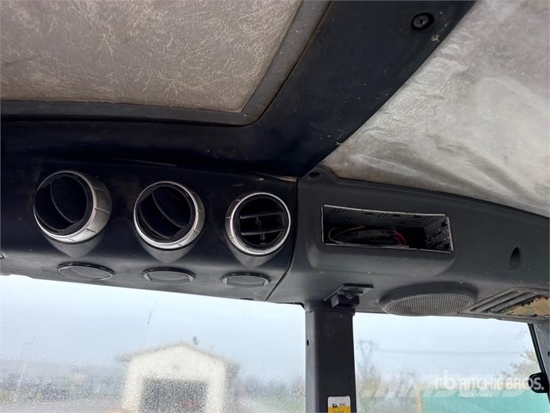 Lamborghini R4.110 4WD Tractor Трактори
