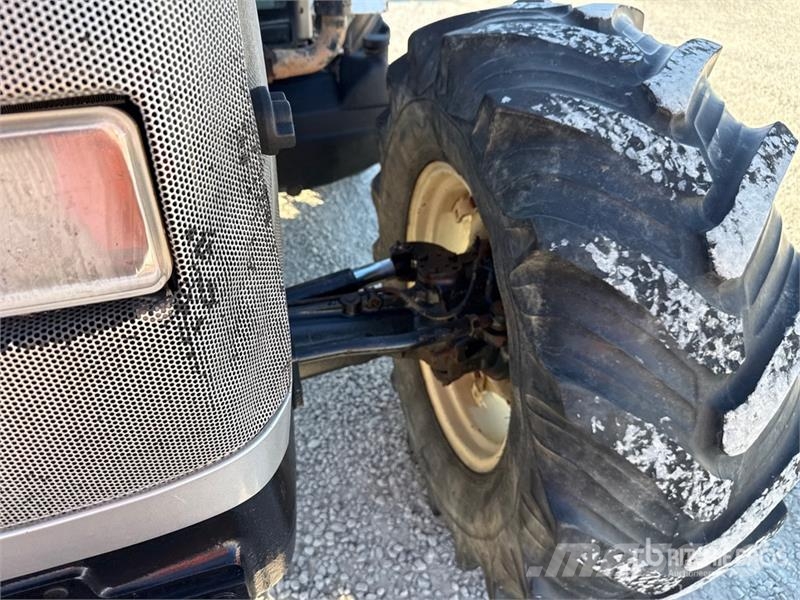 Lamborghini R4.110 4WD Tractor (Inoperable) Traktorji
