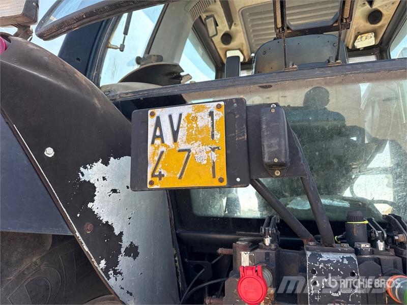 Lamborghini R7 175S 4WD Tractor (Inoperable) Traktörler