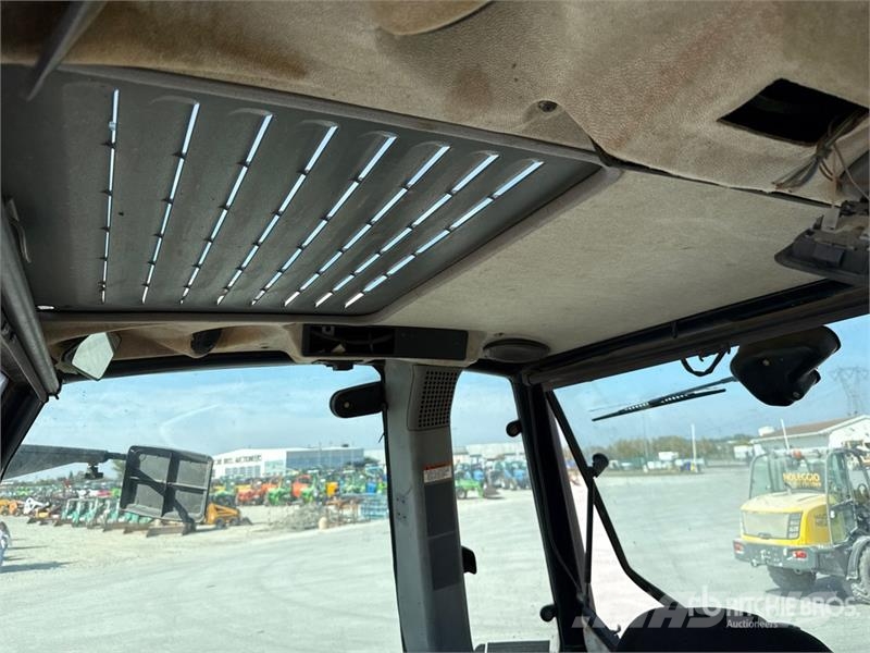 Lamborghini R7 175S 4WD Tractor (Inoperable) Traktörler