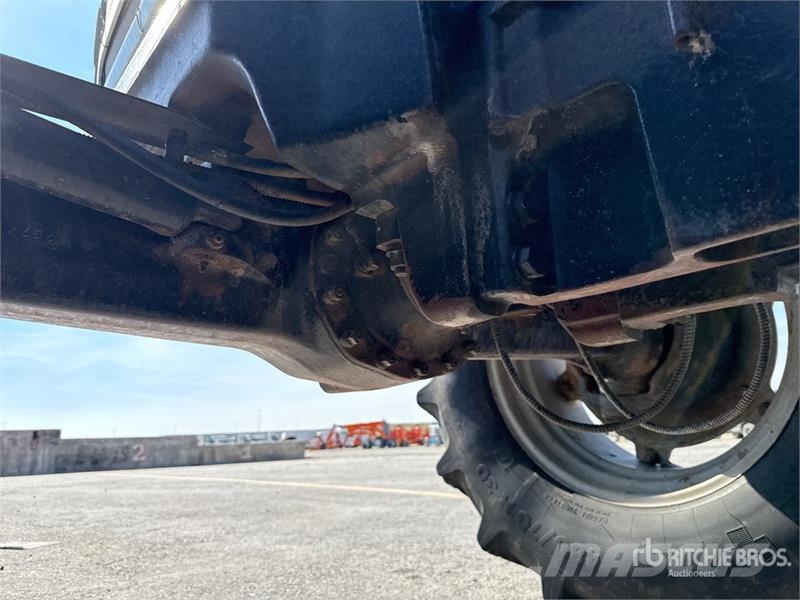 Lamborghini R7 175S 4WD Tractor (Inoperable) Traktörler