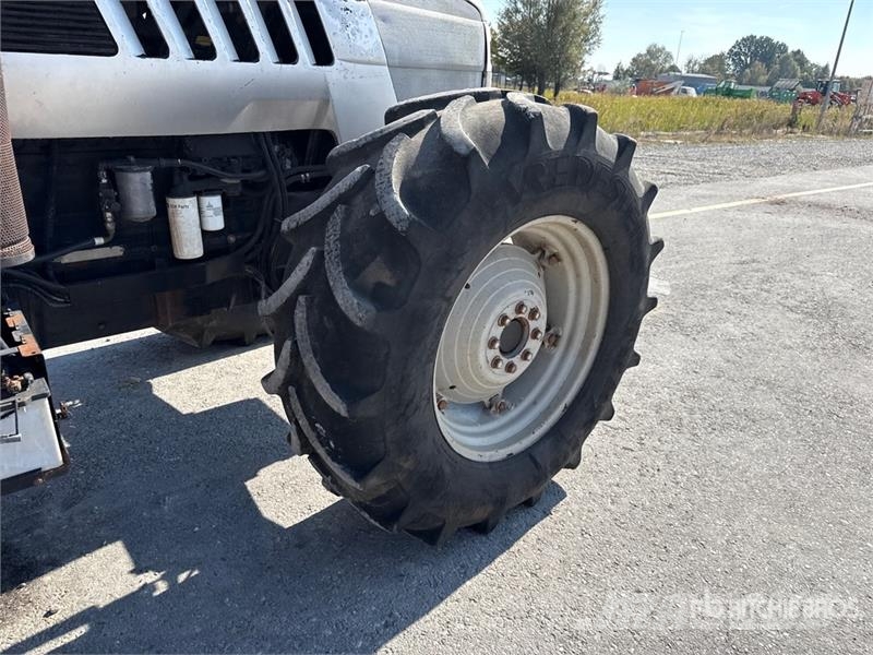 Lamborghini R7 175S 4WD Tractor (Inoperable) Traktörler