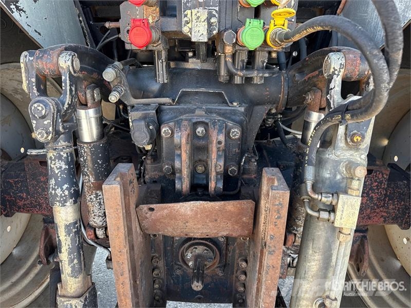 Lamborghini R7 175S 4WD Tractor (Inoperable) Traktörler