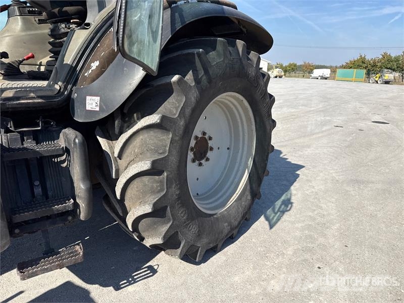Lamborghini R7 175S 4WD Tractor (Inoperable) Traktörler
