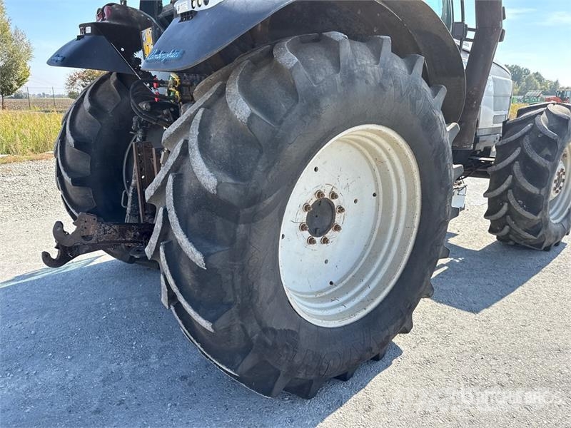 Lamborghini R7 175S 4WD Tractor (Inoperable) Traktörler