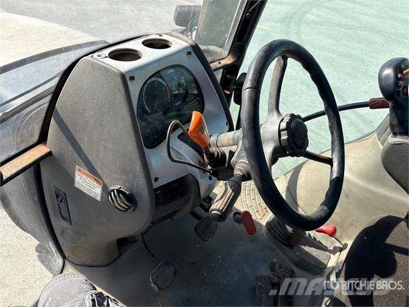Lamborghini R7 175S 4WD Tractor (Inoperable) Traktörler
