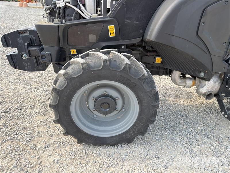 Lamborghini Spire 95 4WD Tractor 曳引機