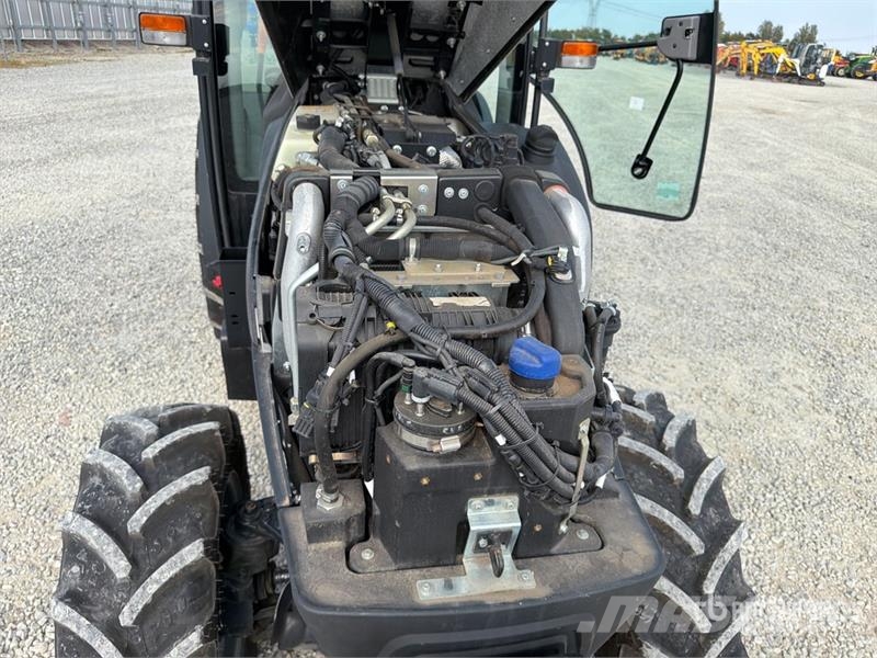 Lamborghini Spire 95 4WD Tractor 曳引機