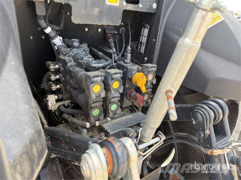 Lamborghini Spire 95 4WD Tractor 曳引機