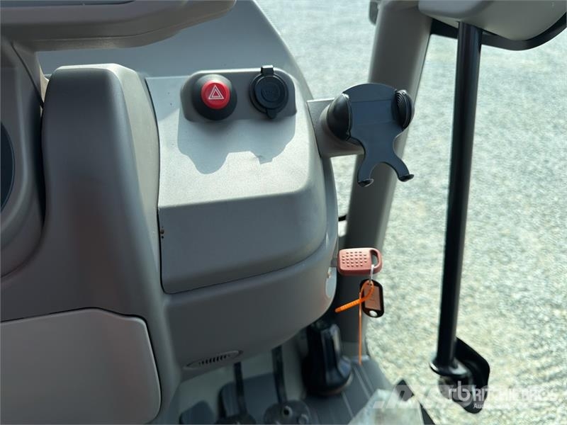 Lamborghini Spire 95 4WD Tractor 曳引機