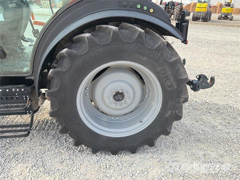Lamborghini Spire 95 4WD Tractor 曳引機