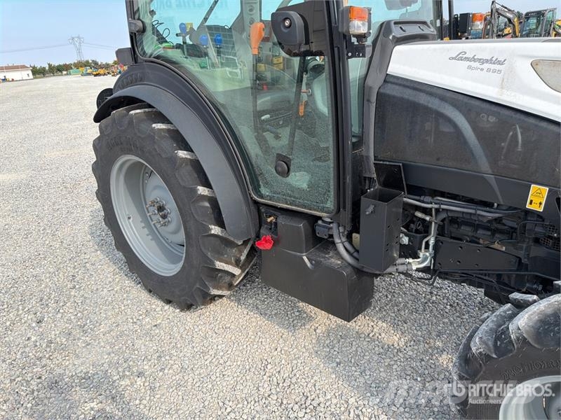 Lamborghini Spire 95 4WD Tractor 曳引機