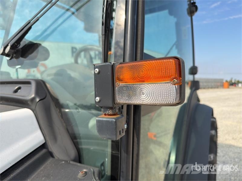 Lamborghini Spire 95 4WD Tractor 曳引機