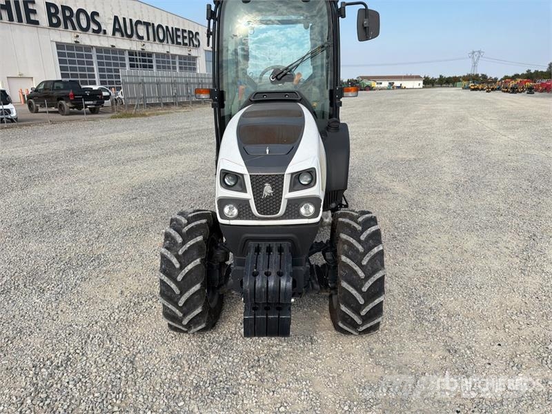 Lamborghini Spire 95 4WD Tractor 曳引機