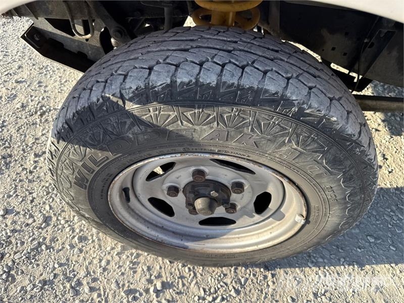 Land Rover Discovery 4x4 SUV Lengvieji automobiliai