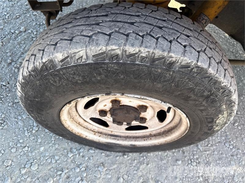 Land Rover Discovery 4x4 SUV Lengvieji automobiliai