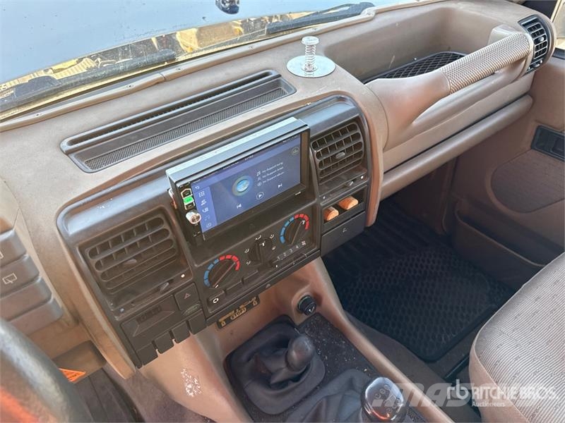 Land Rover Discovery 4x4 SUV Lengvieji automobiliai