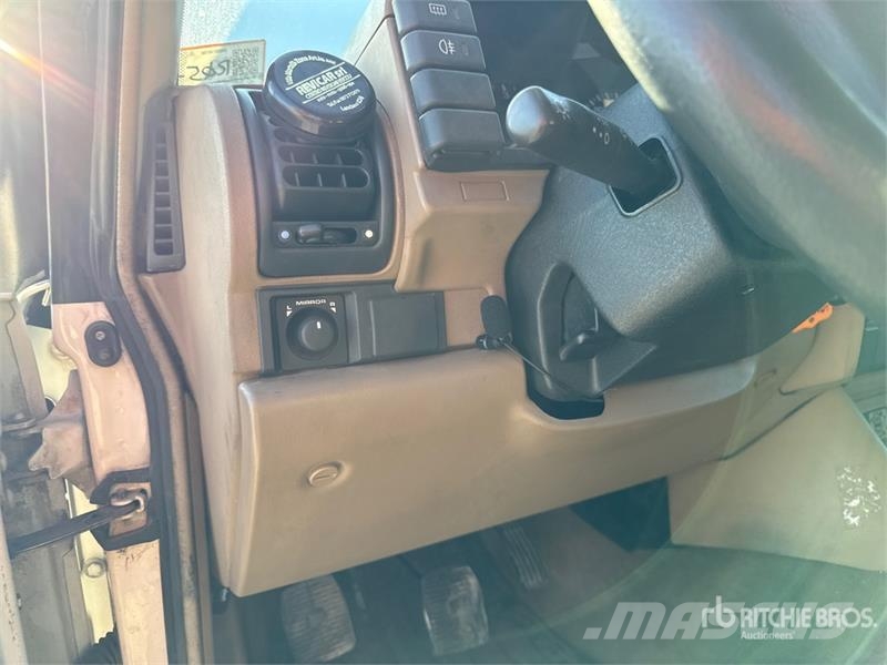 Land Rover Discovery 4x4 SUV Lengvieji automobiliai