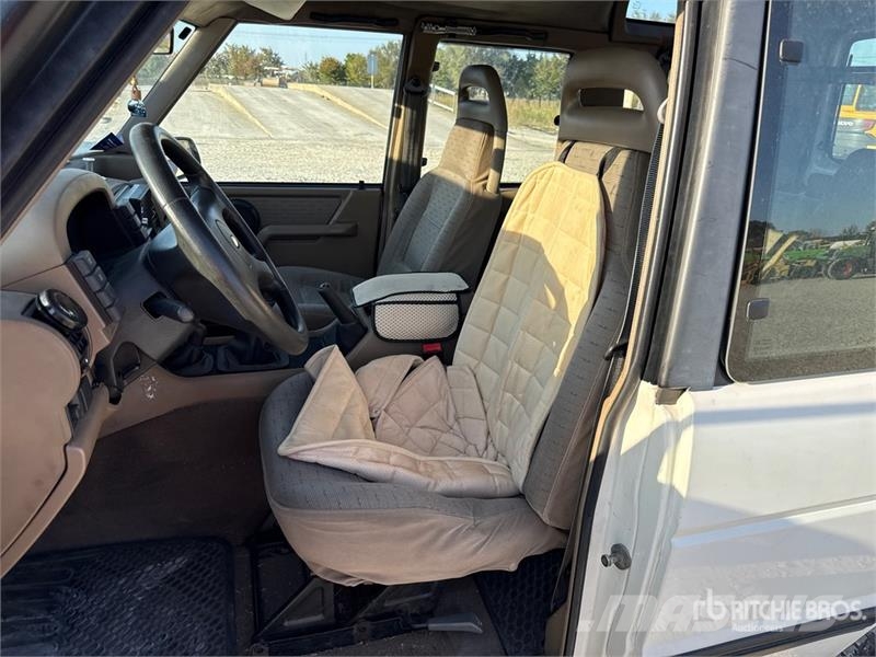 Land Rover Discovery 4x4 SUV Lengvieji automobiliai